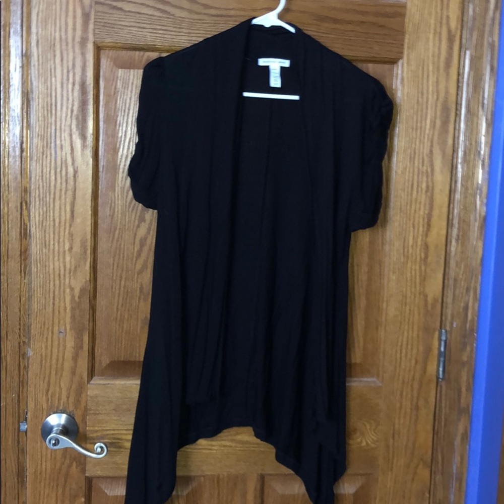 Black short sleeved cardigan